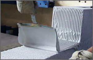 Laying AAC masonry units using thin-bed mortar and toothed trowel ??? subsequent courses are laid using a polymer-modified, thin-bed mortar, applied with a special toothed trowel.
