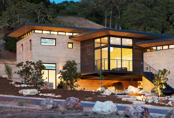 Napa, California home built entirely of Watershed Block, a new type of structural masonry that uses less cement and incorporates unwashed, locally sourced recycled aggregate. The home sat atop the epicenter of the August 2014 Napa earthquake but suffered no damage. Image credit: ©Mark Luthringer