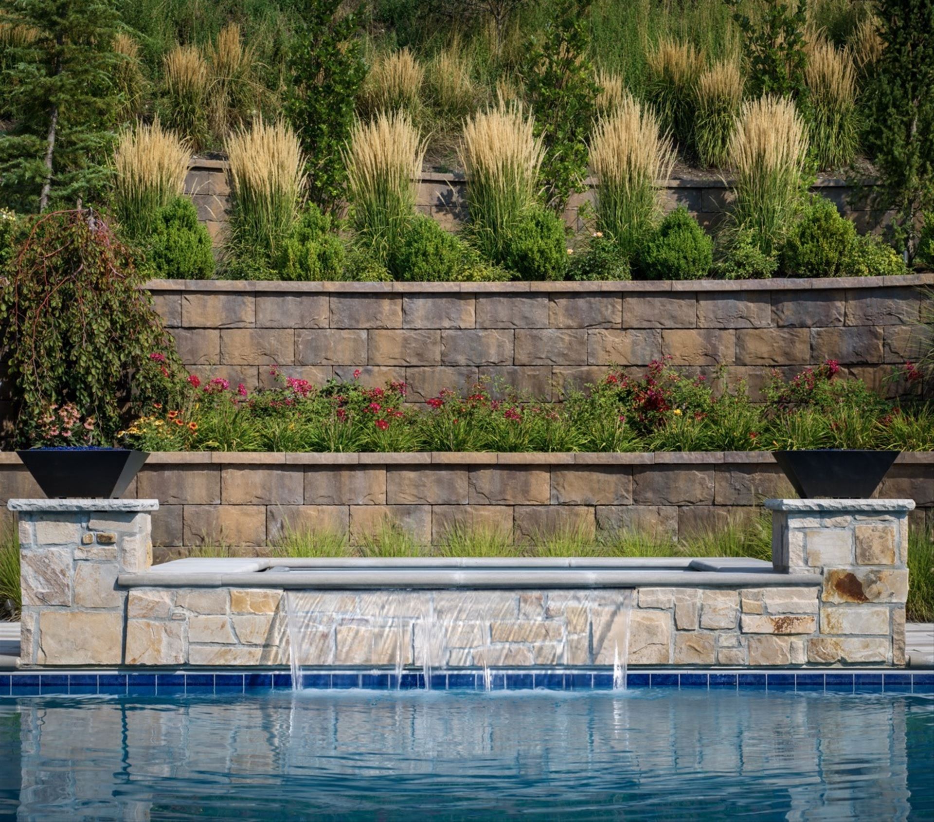 How Formal Water Features Can Elevate Any Outdoor Living Design